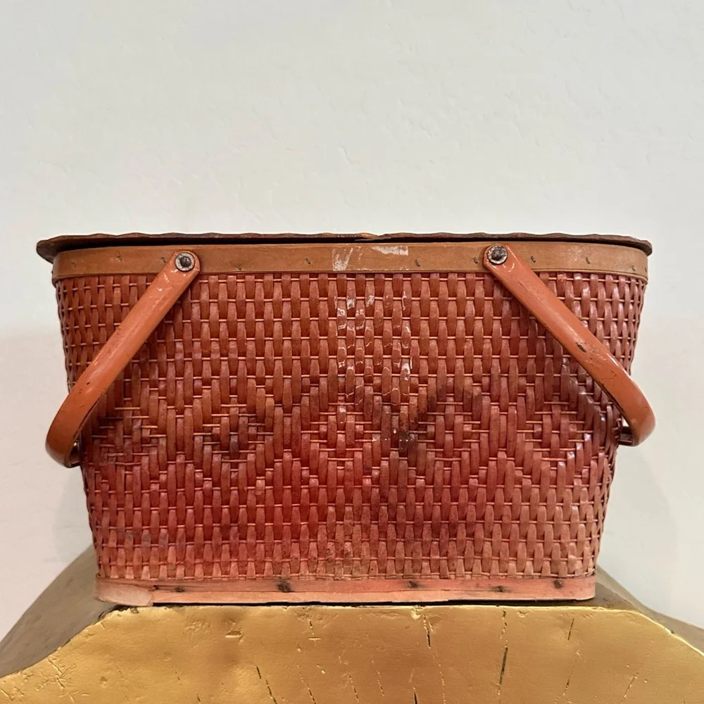 Vintage Redman picnic basket w/ metal handles-Woven Wicker Basket-shows use/age